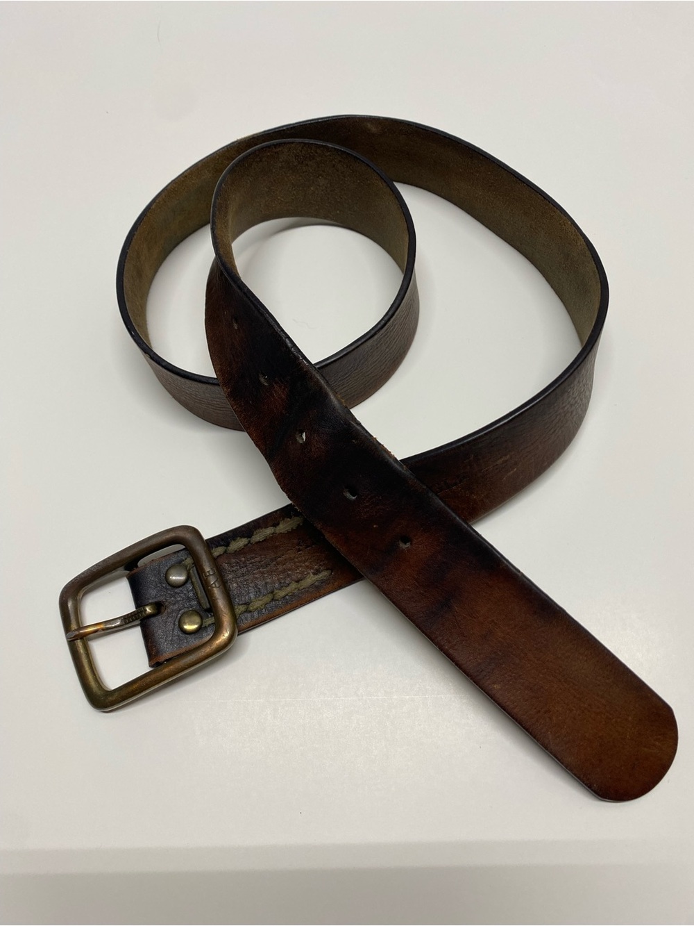* vintage American Eagle Outfitters distressed brown leather belt brass 38”